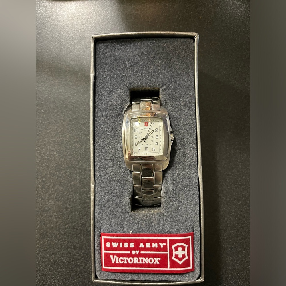 Swiss Army watch by Victorinox